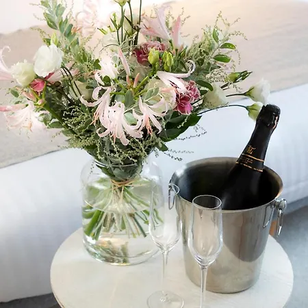 Le Lapin Blanc Hotel Parigi