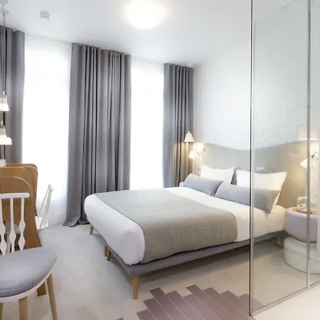 Le Lapin Blanc Hotel Parigi