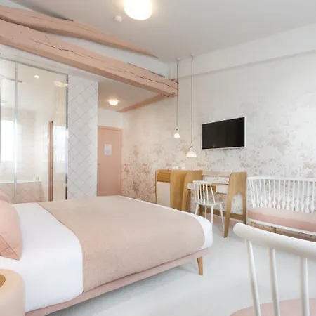Le Lapin Blanc Hotel Parigi