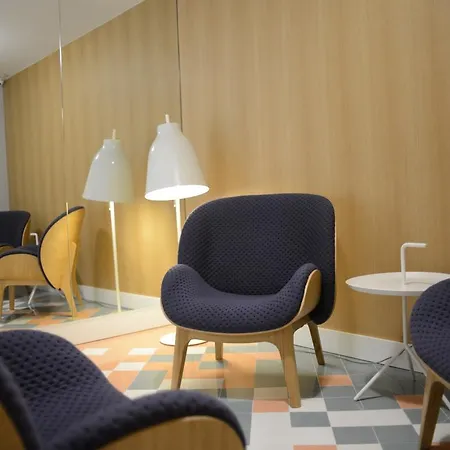 Le Lapin Blanc Hotel Parigi