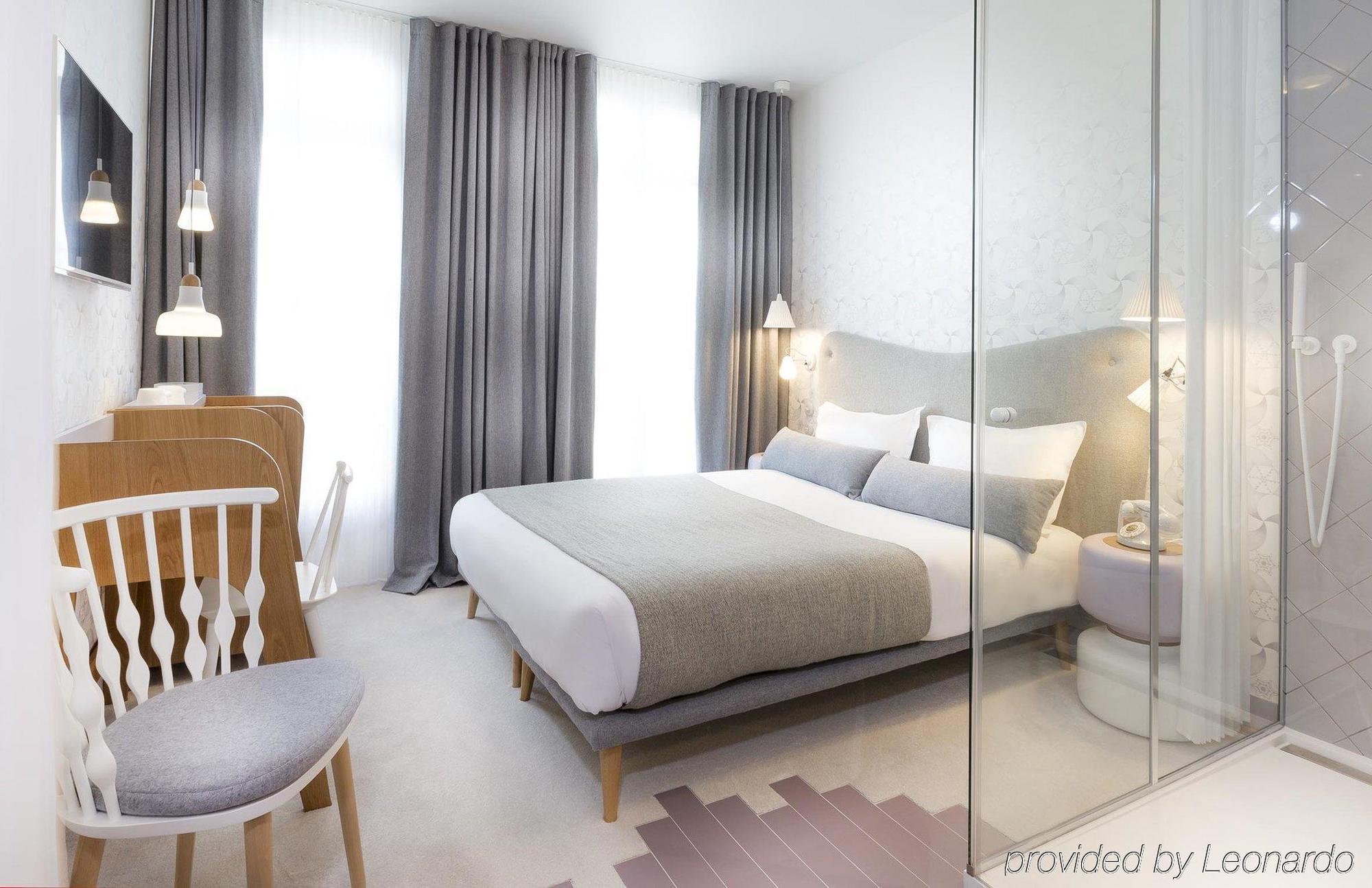 Le Lapin Blanc Hotel Parigi