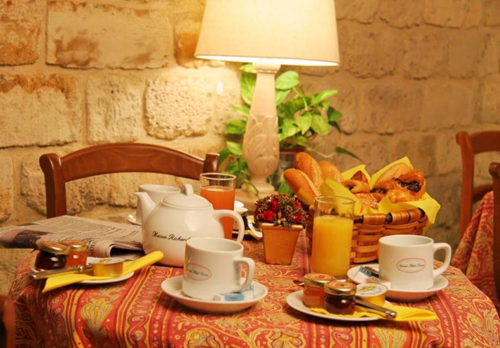 Le Lapin Blanc Hotel Parigi